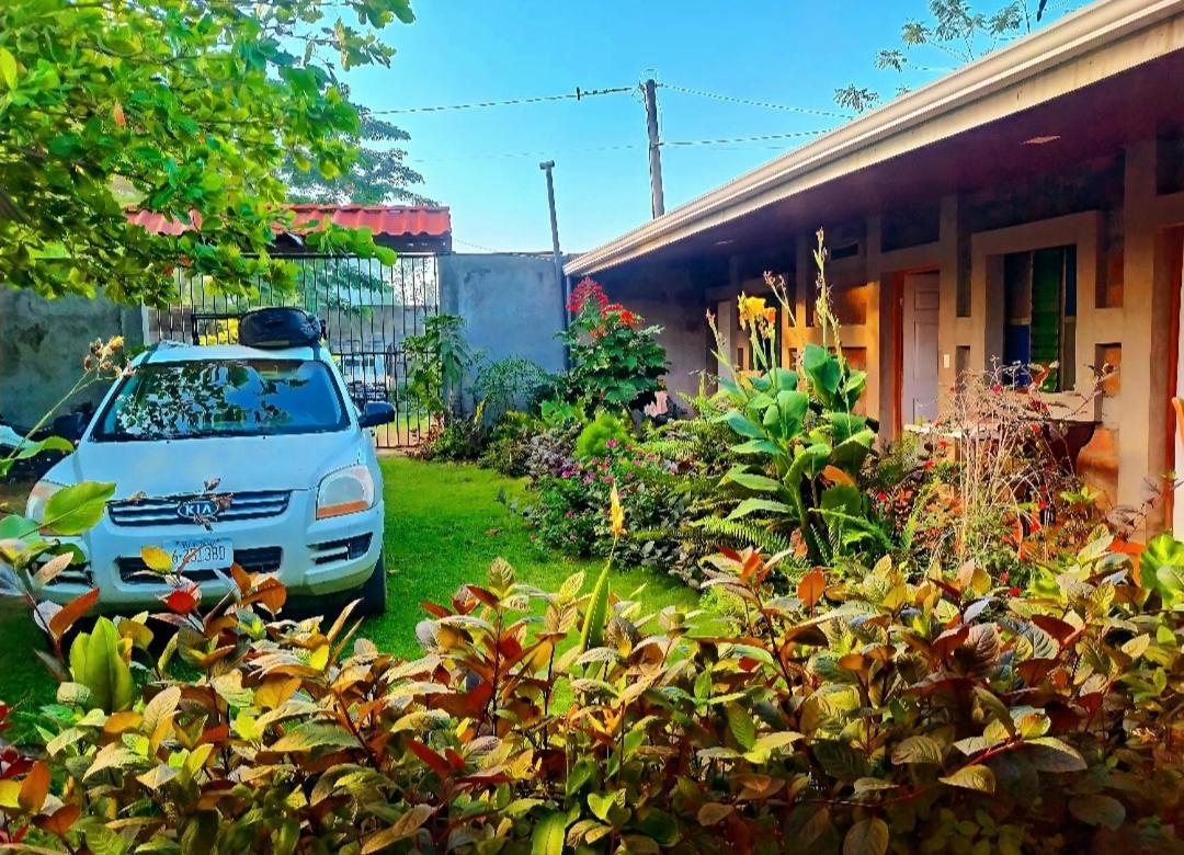 Rustic House Hostel Moyogalpa Extérieur photo