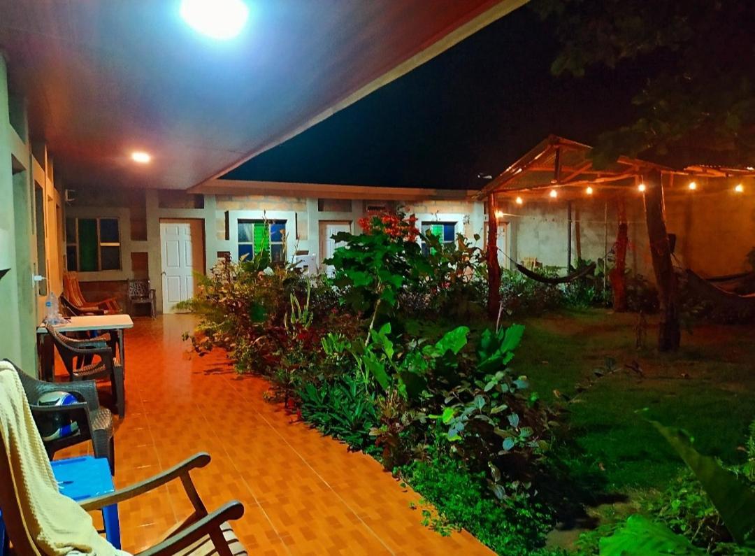 Rustic House Hostel Moyogalpa Extérieur photo