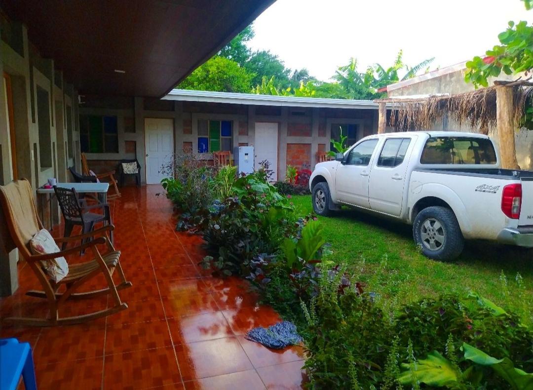 Rustic House Hostel Moyogalpa Extérieur photo